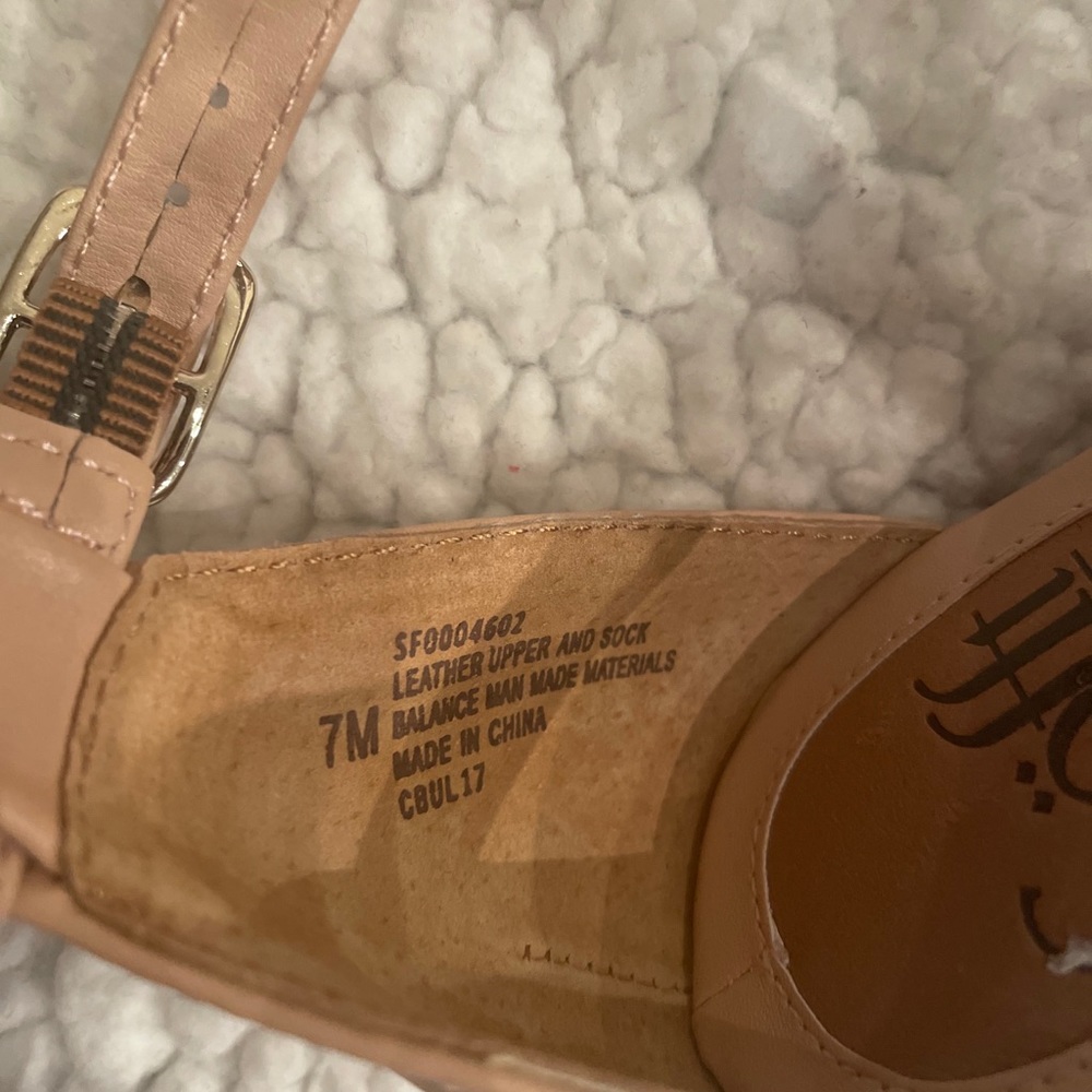 Sofft wedge leather sandals women 7M - Picture 2 of 6